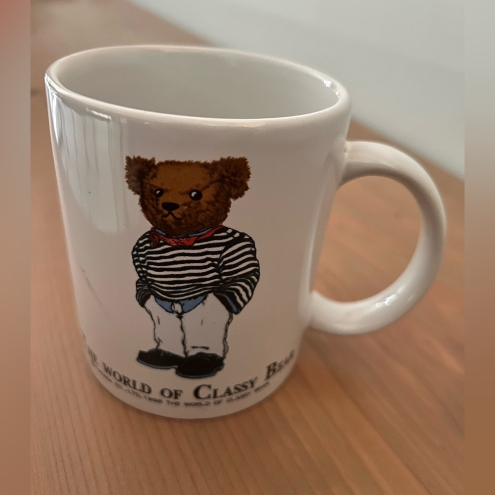 Takara ‘The World of Classy Bear’ mug